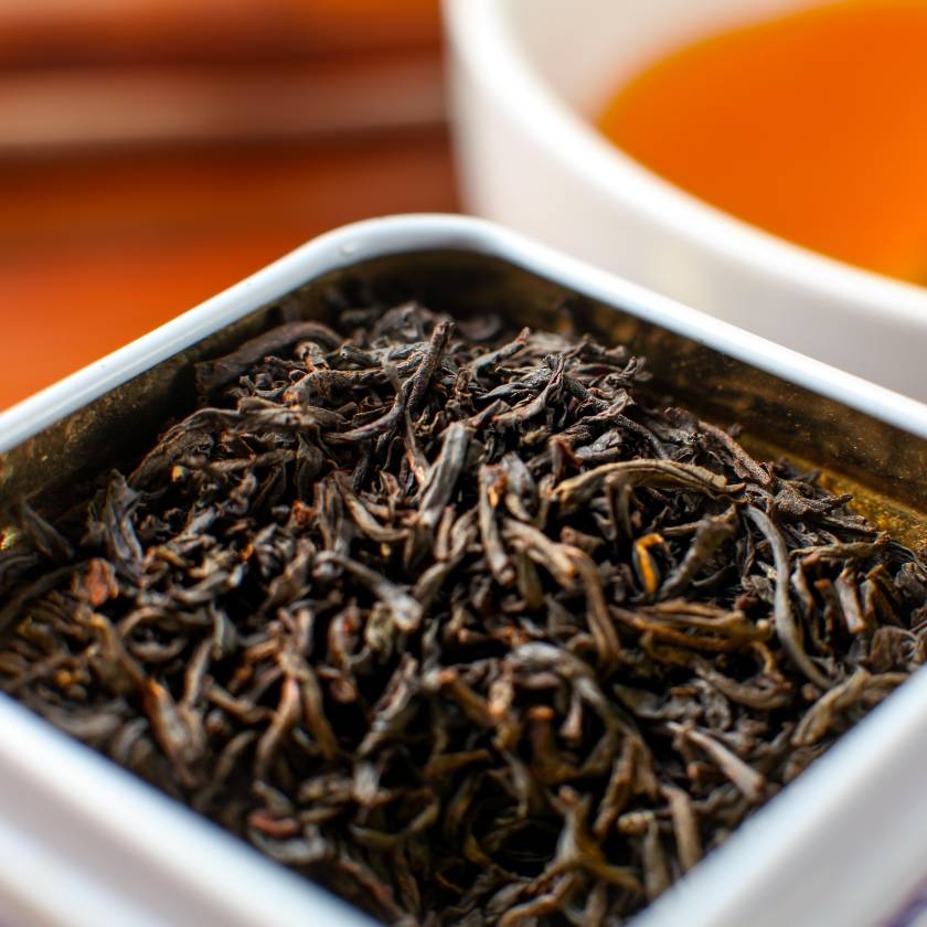 Loose leaf tea & infusions from Tugboat. Over 100 different types of loose leaf teas and caffeine-free fruit and herbal infusions 